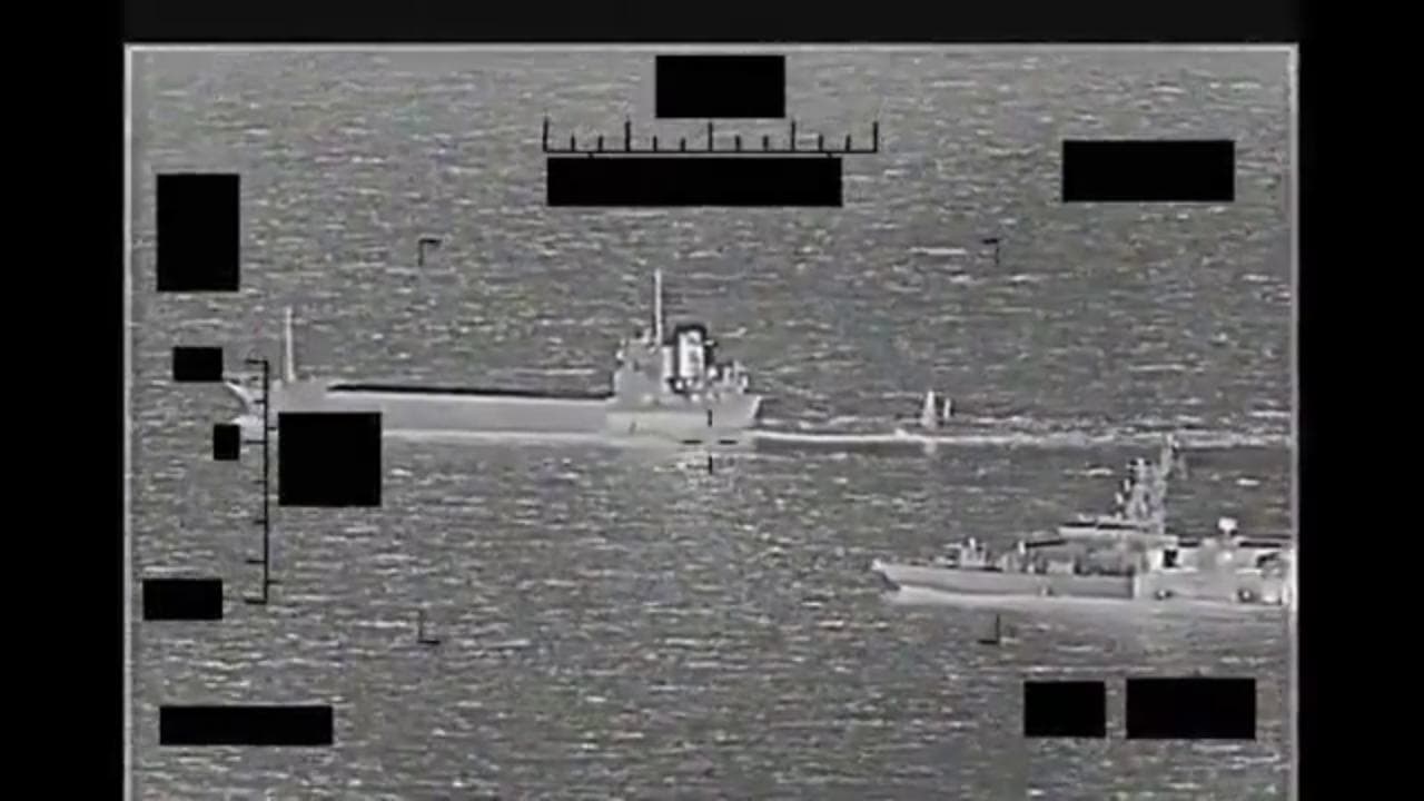 La nave iraniana ruba il drone, quella Usa la blocca