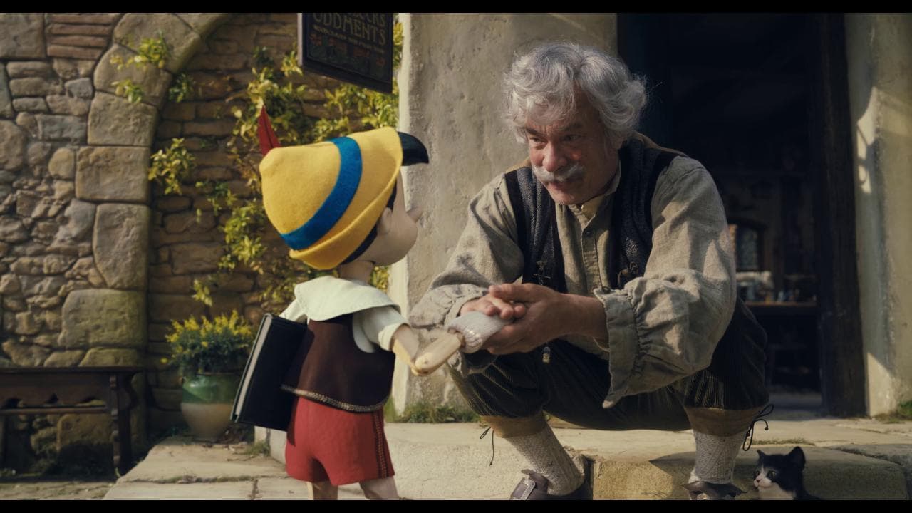 'Pinocchio' Tom Hanks nel live action di Robert Zemeckis - trailer
