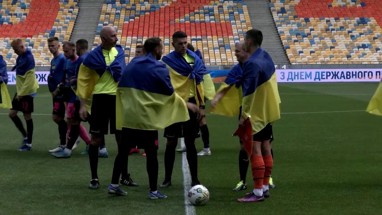 Il calcio in Ucraina riparte con stadi senza pubblico e con l'allarme antiaereo