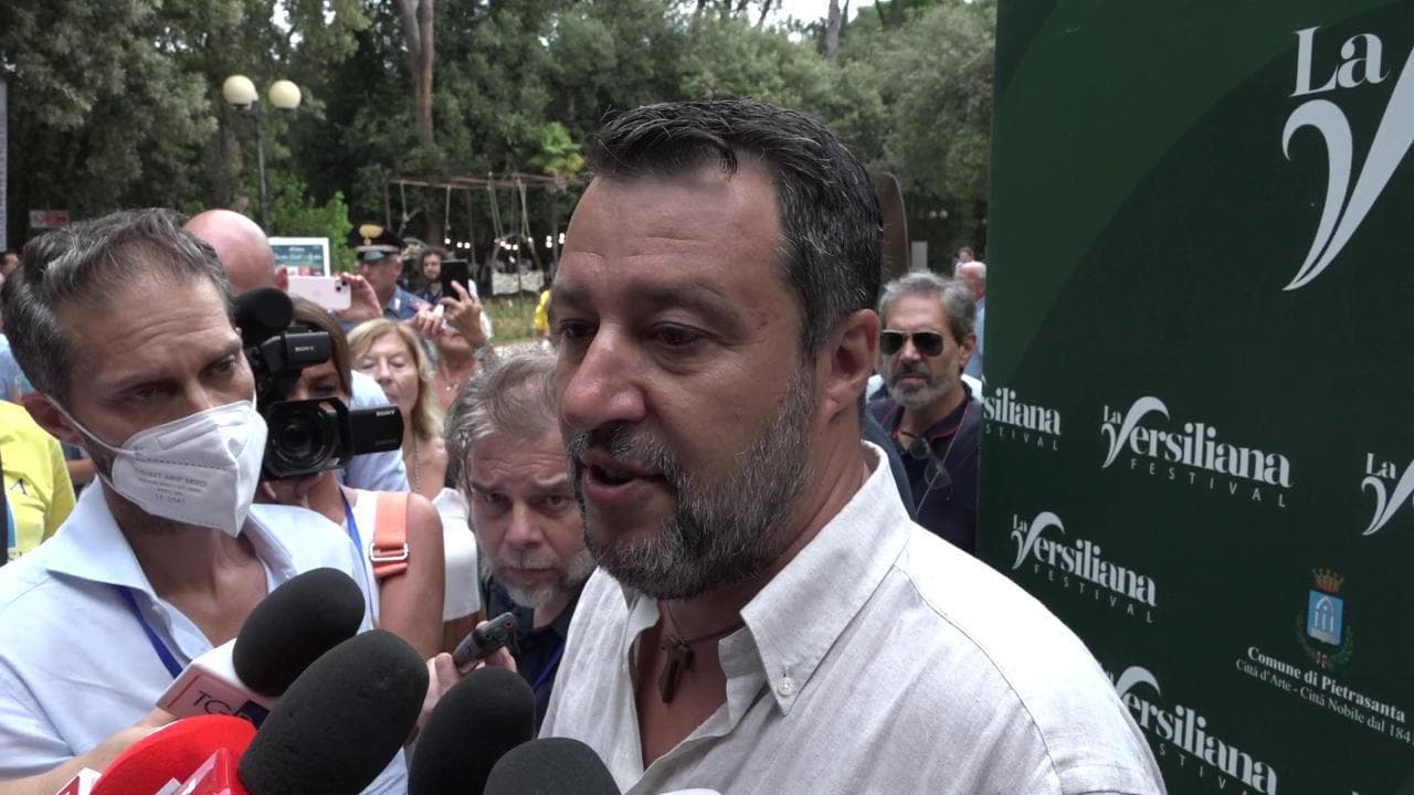 Elezioni, continua la polemica tra Salvini e Crisanti: "Non rispondo agli insulti dei televirologi"