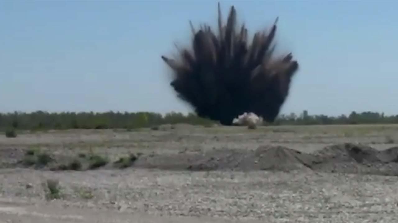 Trovata una bomba da 500 kg in Friuli Venezia Giulia: gli artificieri la fanno esplodere