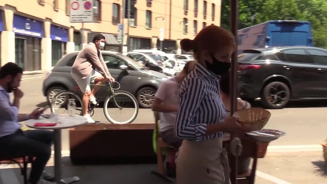 Lavoro: a Ferragosto mancano 22mila stagionali