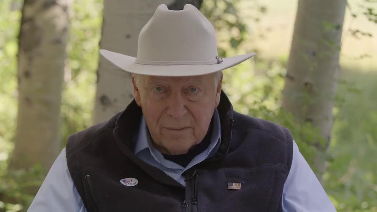 L'attacco a Donald Trump di Dick Cheney, padre della deputata repubblicana che indaga su Capitol Hill