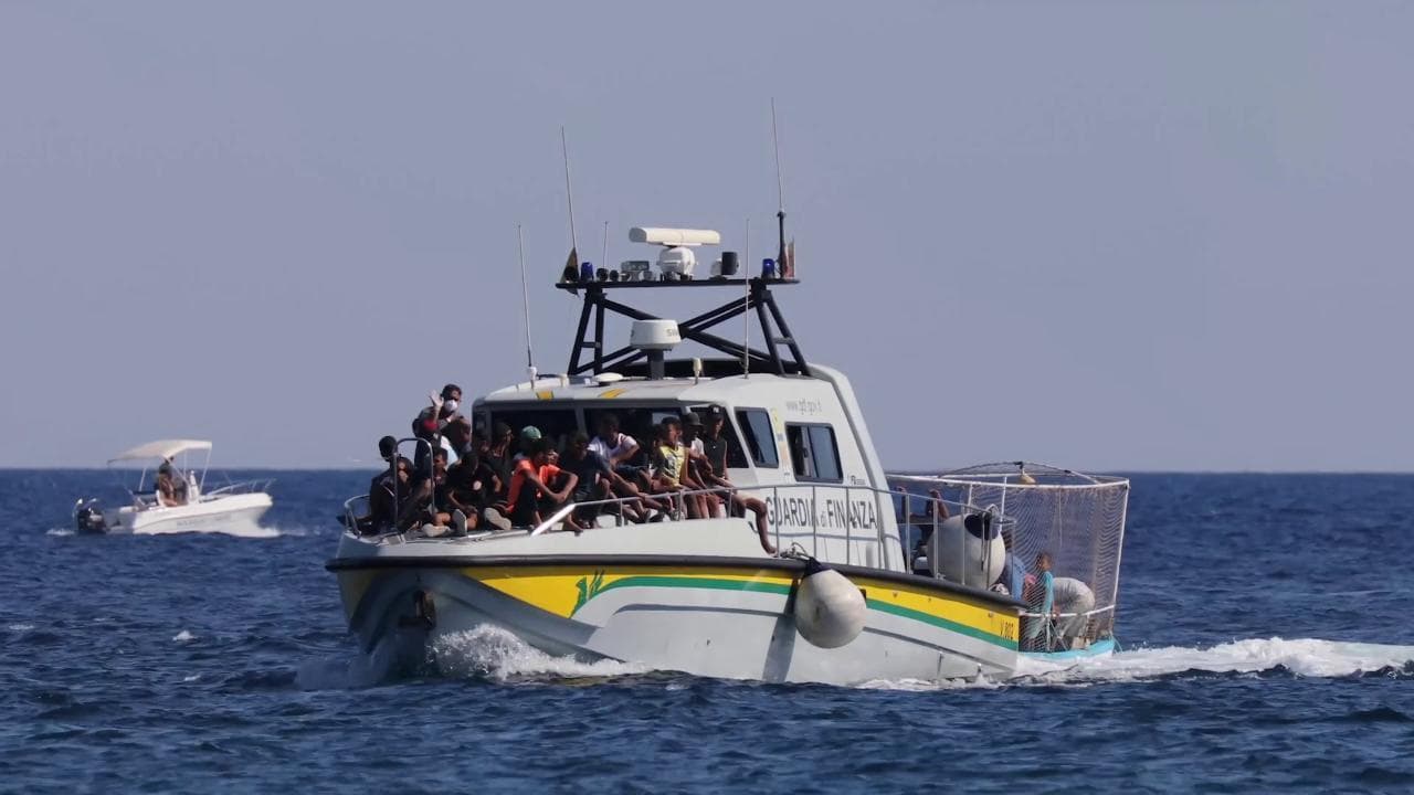 Dai pescatori alle Ong e alla parrocchia: alla scoperta dell'altra Lampedusa, l'isola che salva