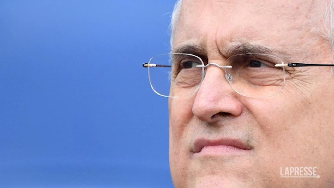 Il presidente della Lazio, Lotito, punge la Roma: "Dybala? Noi non collezioniamo figurine"