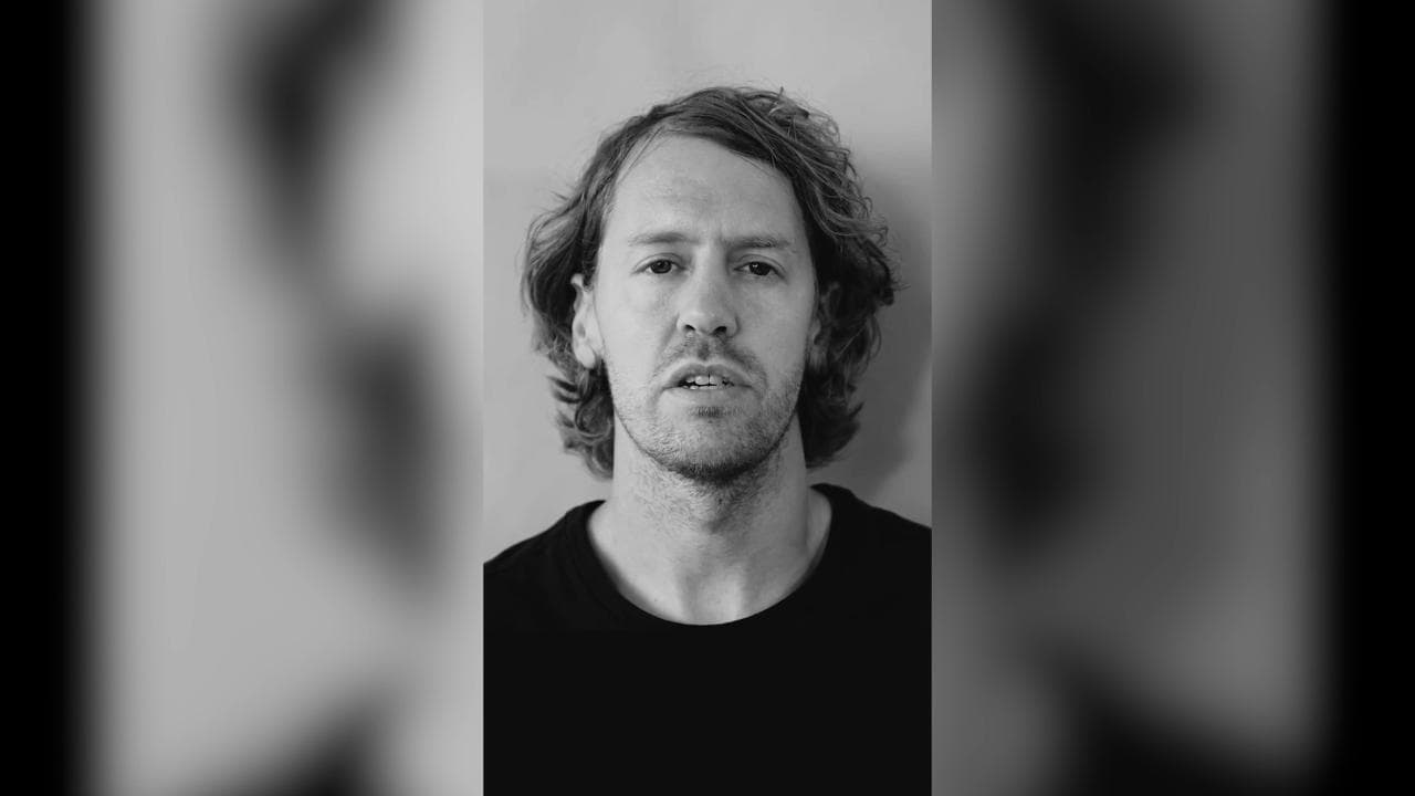Formula Uno, l'addio di Sebastian Vettel alle corse: "È tempo di pensare alla mia famiglia"