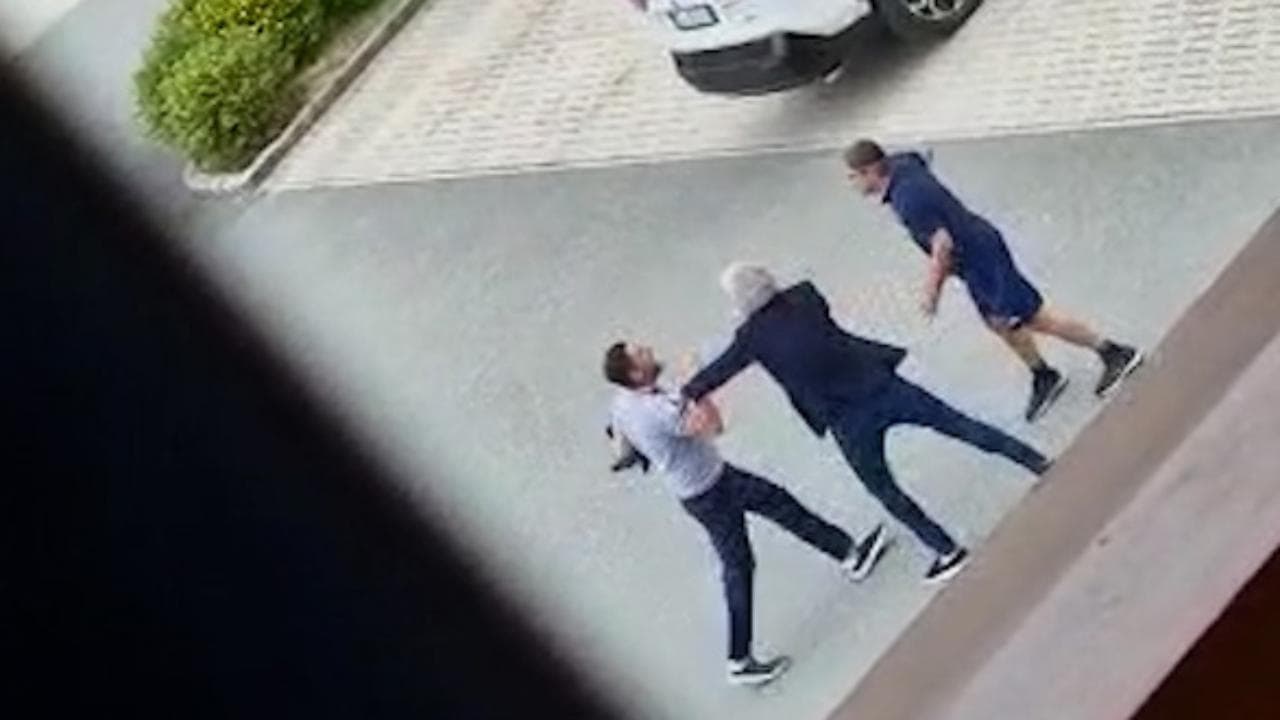 Torino, lite furibonda tra il tecnico Juric e il direttore sportivo Vagnati: urla, offese, spintoni