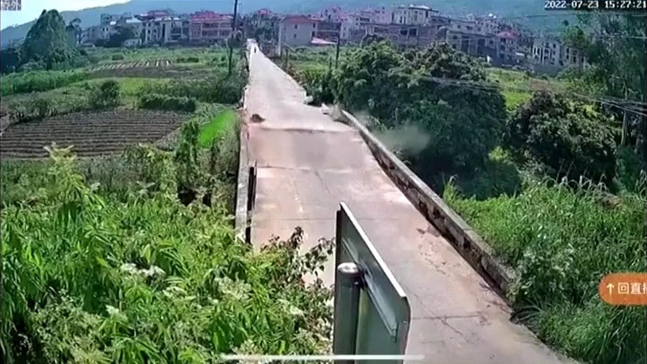 Quanzhou, un ponte esplode per la pressione del caldo oltre i 40 gradi. In Cina è allarme climatico