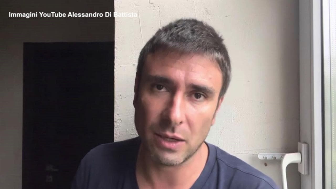 Elezioni, Di Battista: "Non sono disposto a tutto pur di tornare in Parlamento"