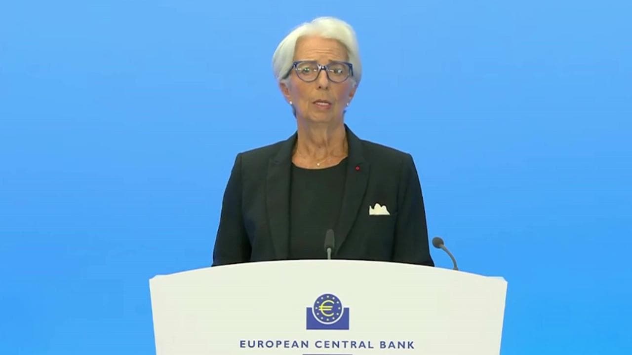 Bce, Lagarde: "Aumento dei tassi nelle prossime riunioni"