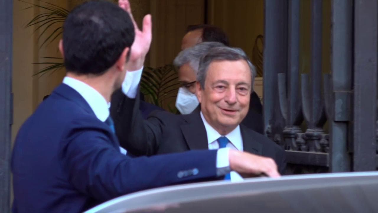 Governo, Draghi lascia il Senato mentre è in corso voto di fiducia e torna a Palazzo Chigi