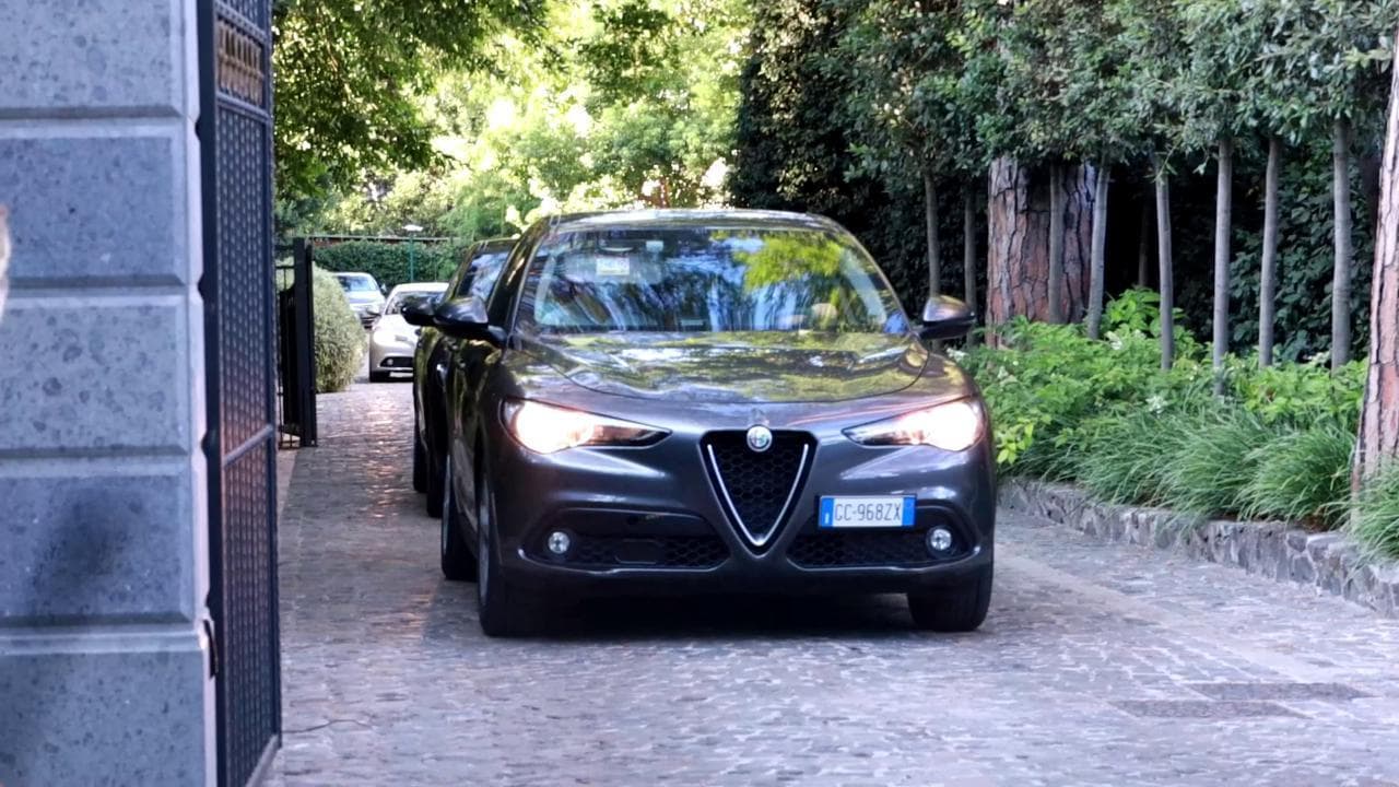 Governo, i leader di centrodestra lasciano Villa Grande per incontrare Draghi
