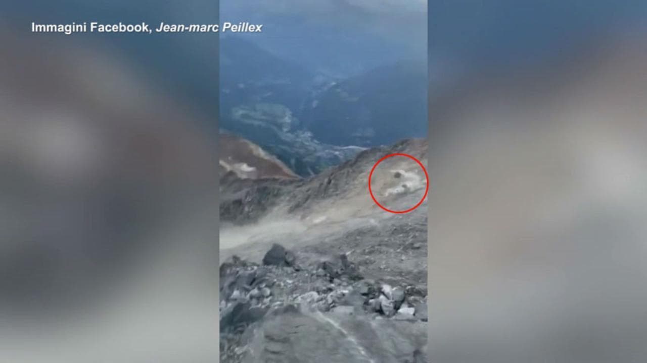Cadono pietre dal Monte Bianco. Il sindaco di Saint-Gervais avverte gli escursionisti: "Pericolo di morte"