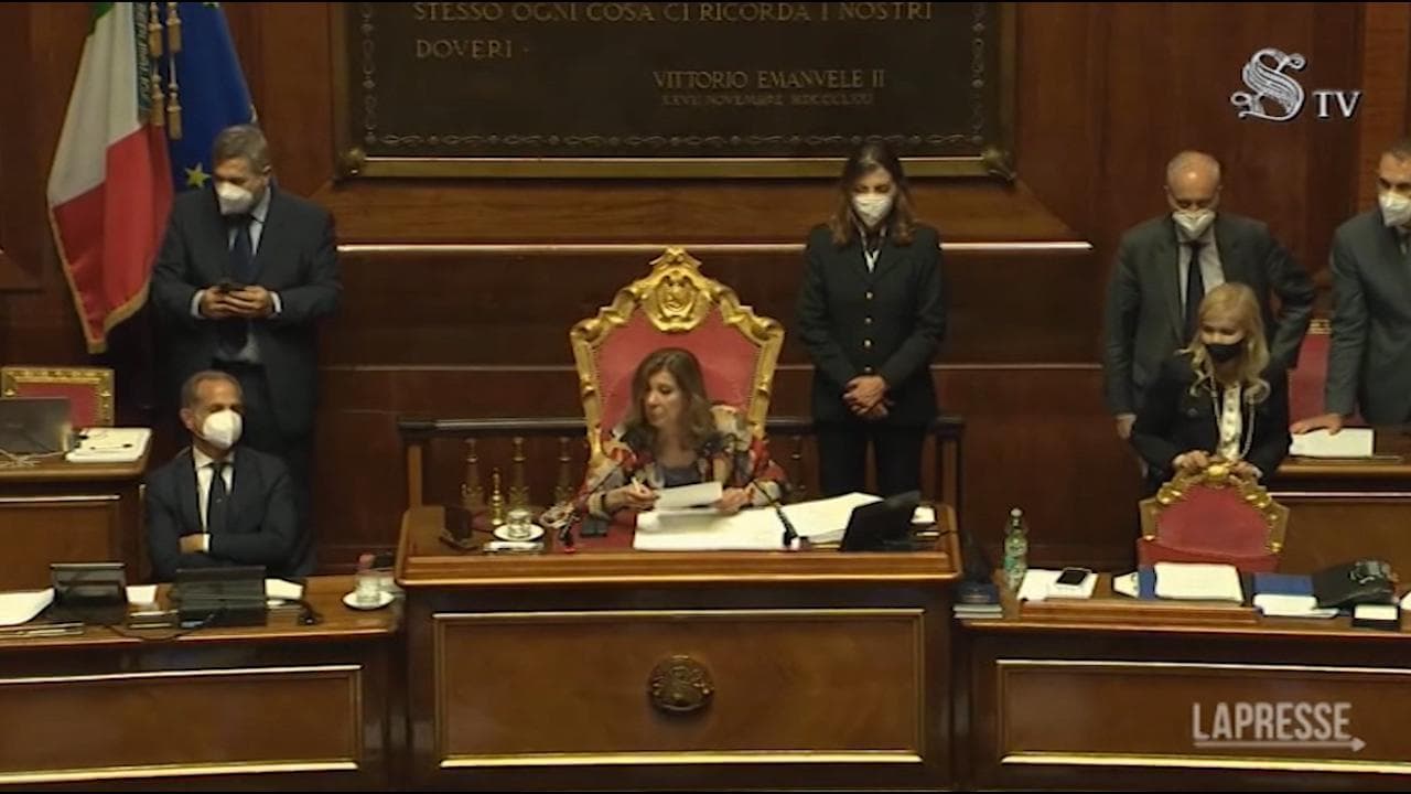 Dl Aiuti, il governo incassa la fiducia al Senato con 172 sì: assenti gli esponenti del M5S
