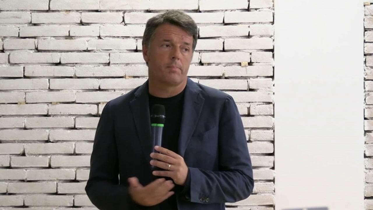 Governo, Renzi: "Conte clown a fine carriera che non fa più ridere"