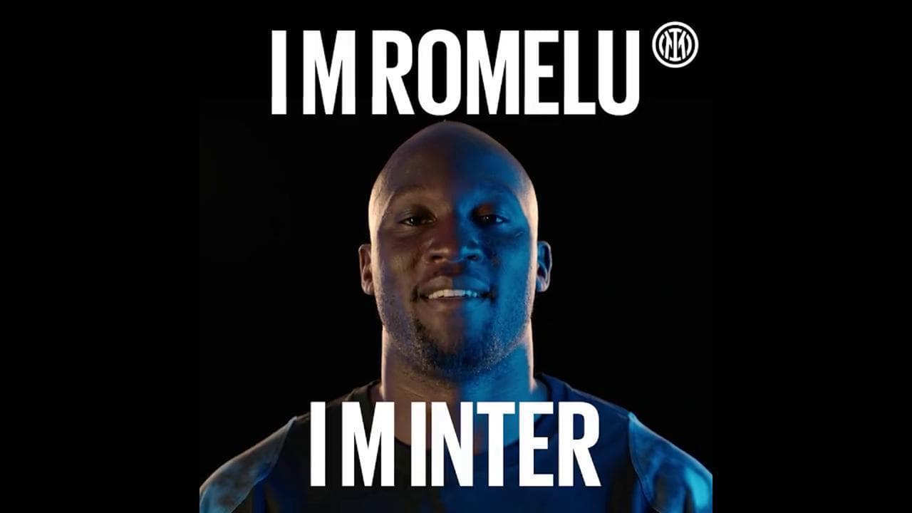 L'Inter riabbraccia Lukaku con i versi di Shakespeare: "Di nuovo lì ritorno, fedelmente puntuale"