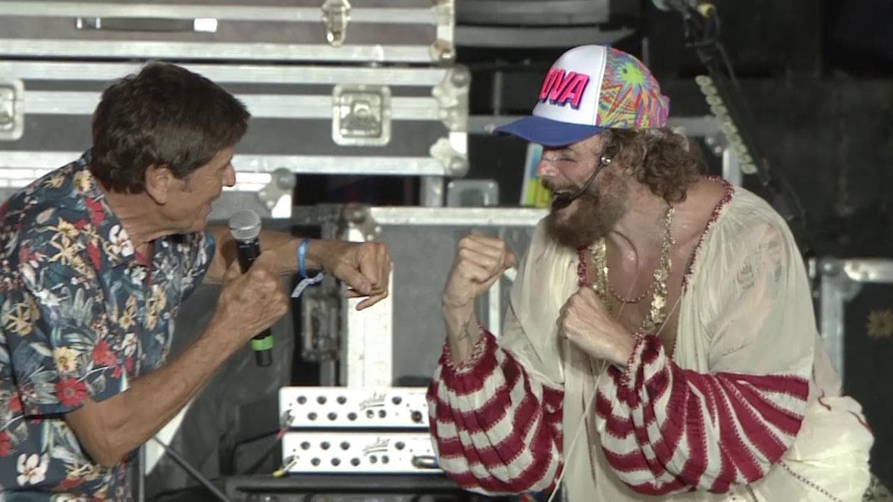 Al Jova Beach Party la coppia da record: Jovanotti sul palco con Gianni Morandi