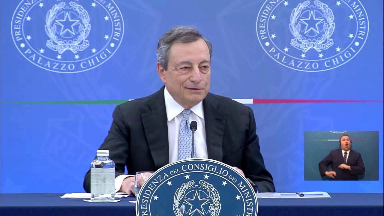 M5s, Draghi: "Mai chiesta rimozione di Conte. I messaggi? Vediamoli"