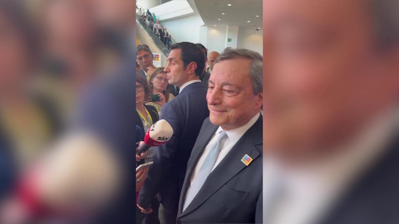 Draghi e la polemica con Conte: "Ci siamo parlati e ci risentiremo presto: il governo non rischia"