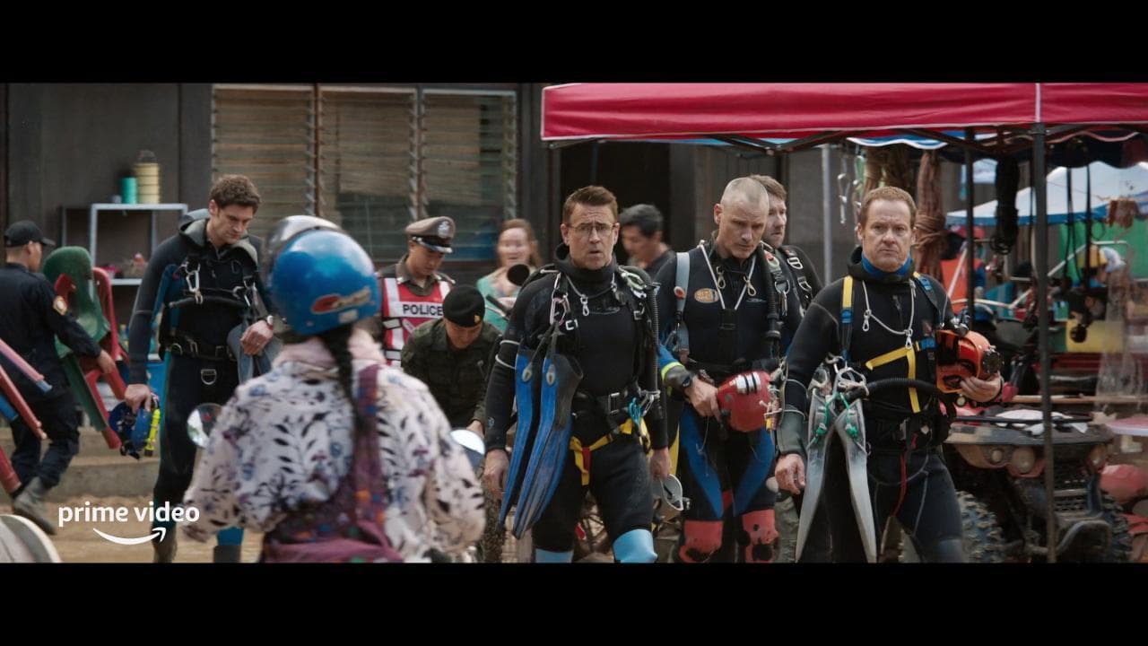 'Tredici vite' i ragazzini bloccati nella grotta nel film di Ron Howard - trailer