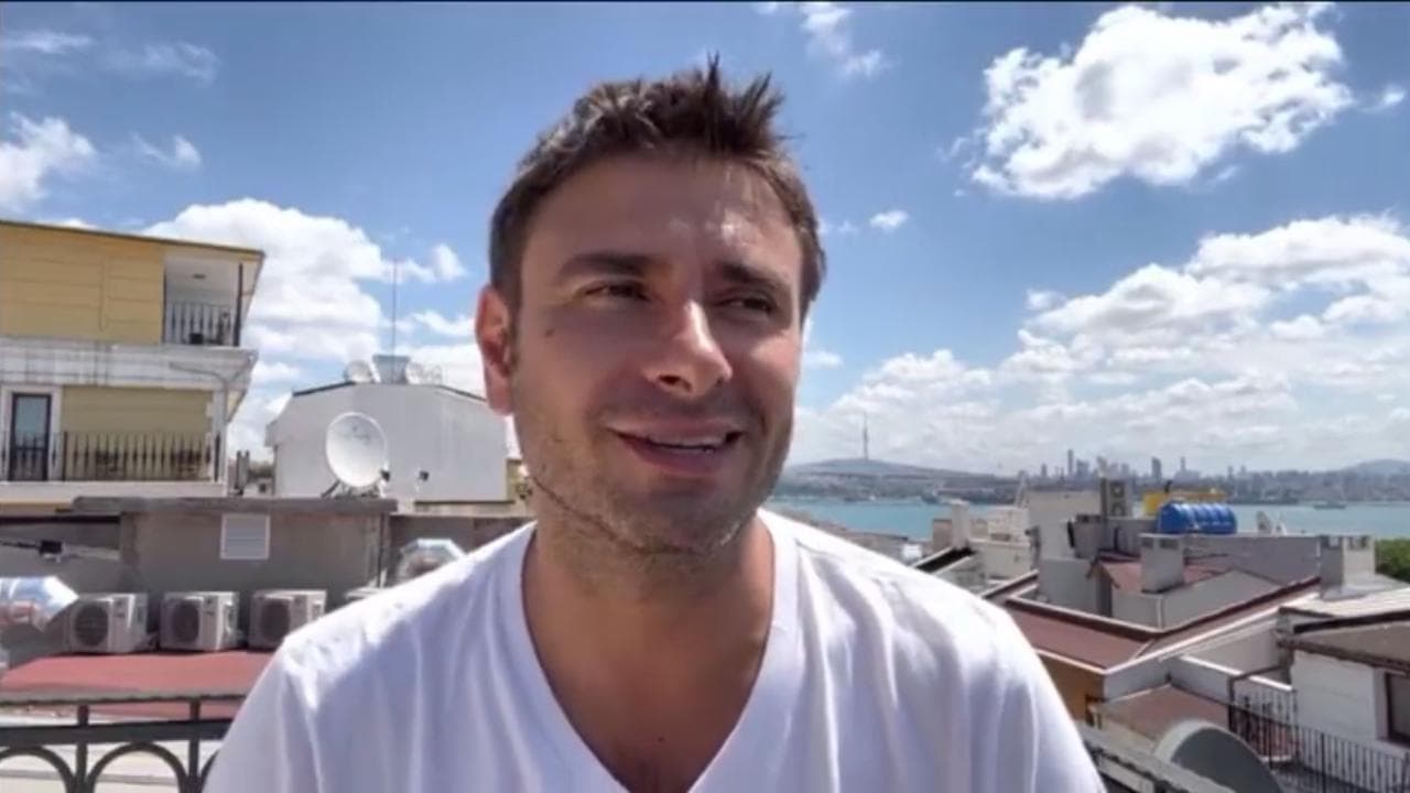 Di Battista andrà in Russia: "Ho già avvertito Servizi e ambasciata. Scriverò reportage"