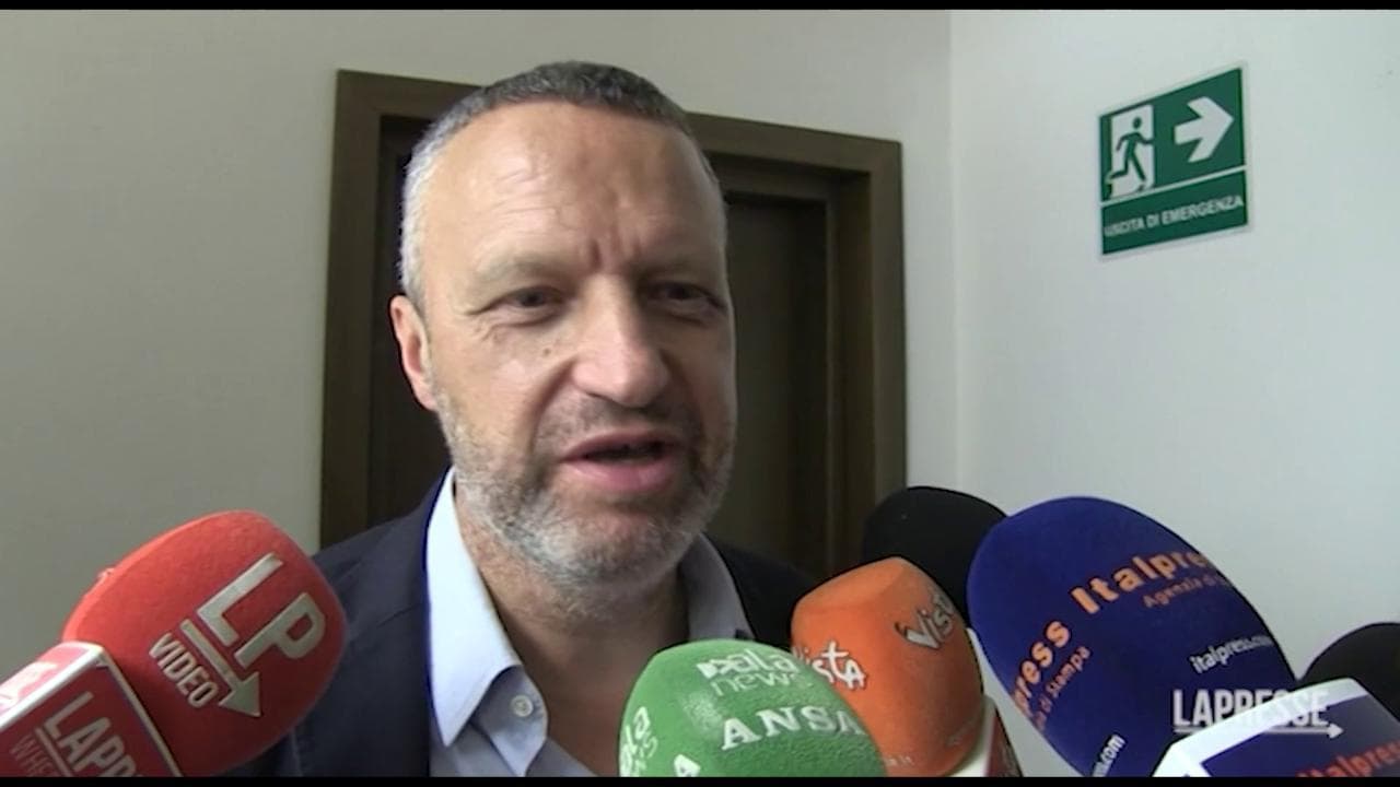 Flavio Tosi aderisce a Forza Italia: "La Lega è ormai sovranista e populista"