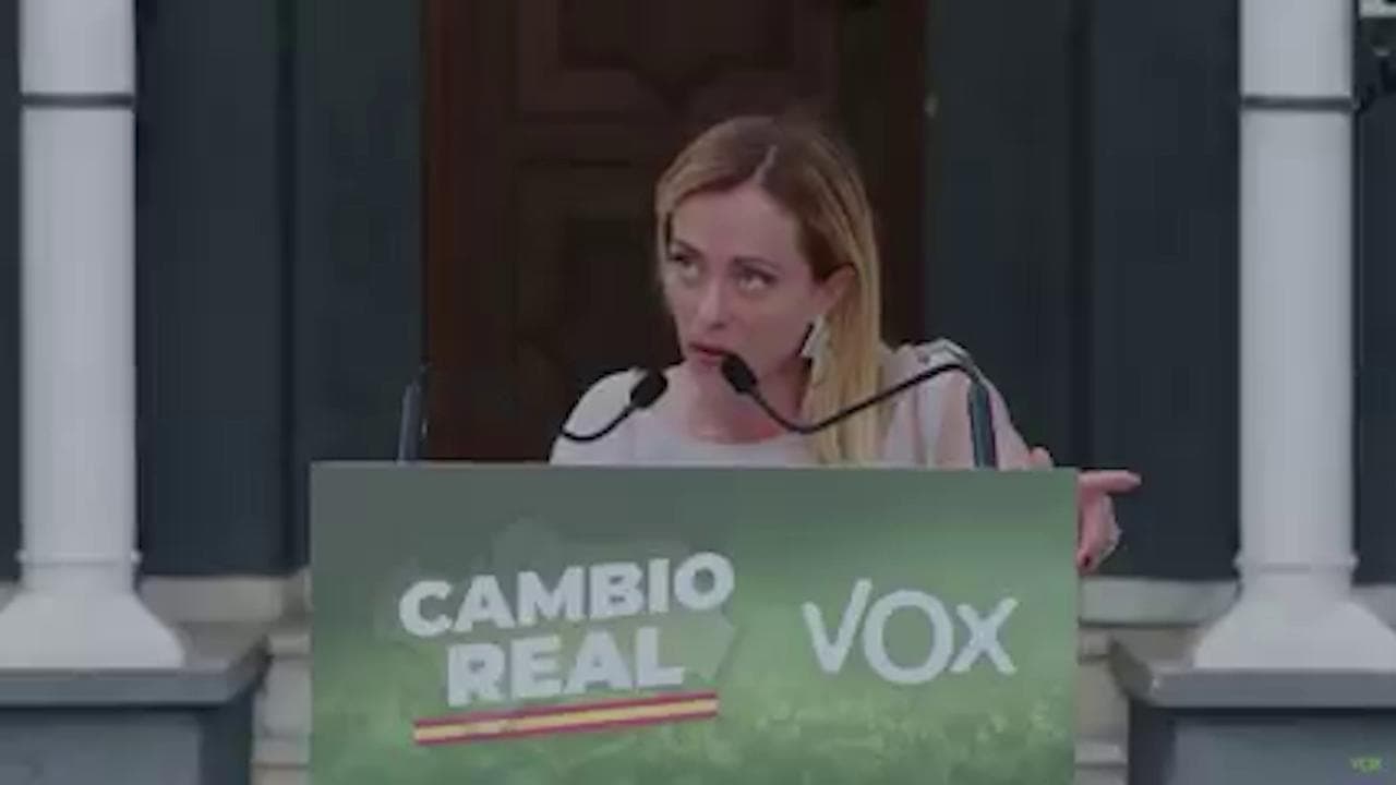 Giorgia Meloni incita i militanti di Vox in Spagna: "No alla lobby Lgbt, sì alla famiglia tradizionale"