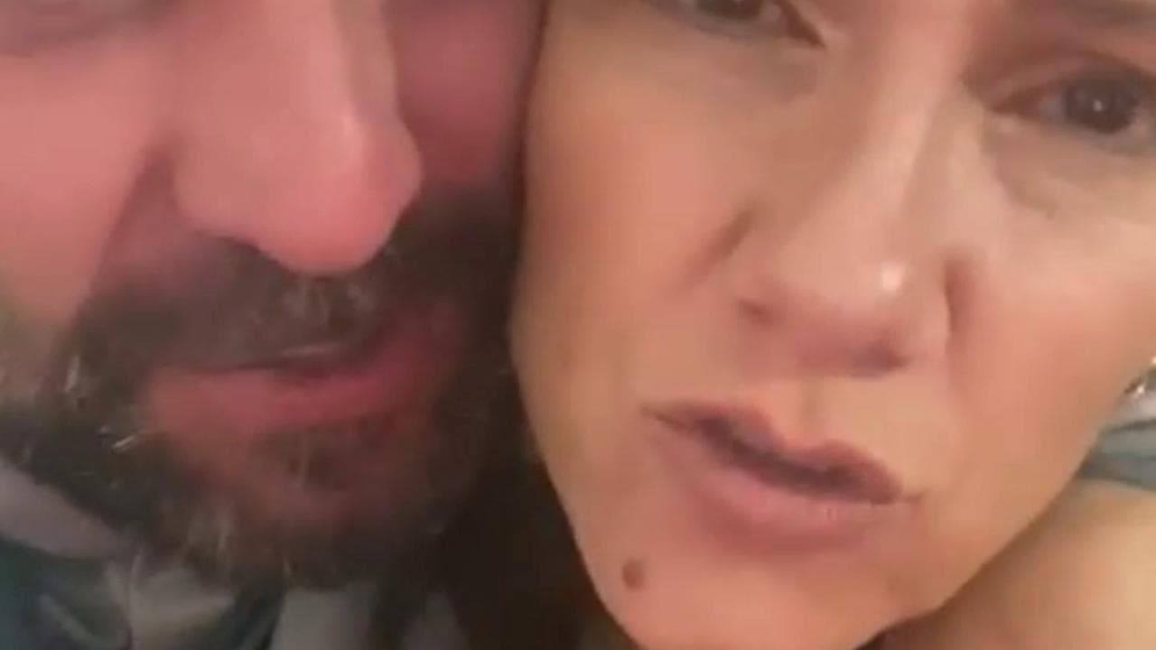 Giuliano Sangiorgi a sorpresa sul palco di Elisa (con la complicità di Dardust)