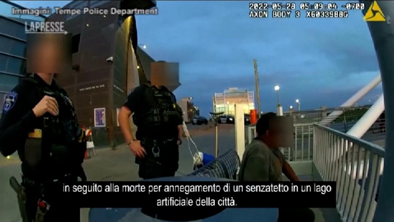 Arizona, agenti di polizia non lo soccorrono: senzatetto annega in un lago artificiale