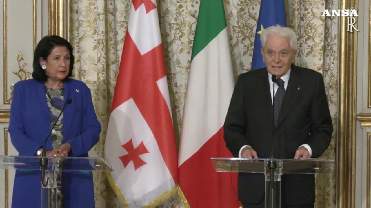 Mattarella: "L'Italia sostiene l'ingresso della Georgia nell'Unione europea"