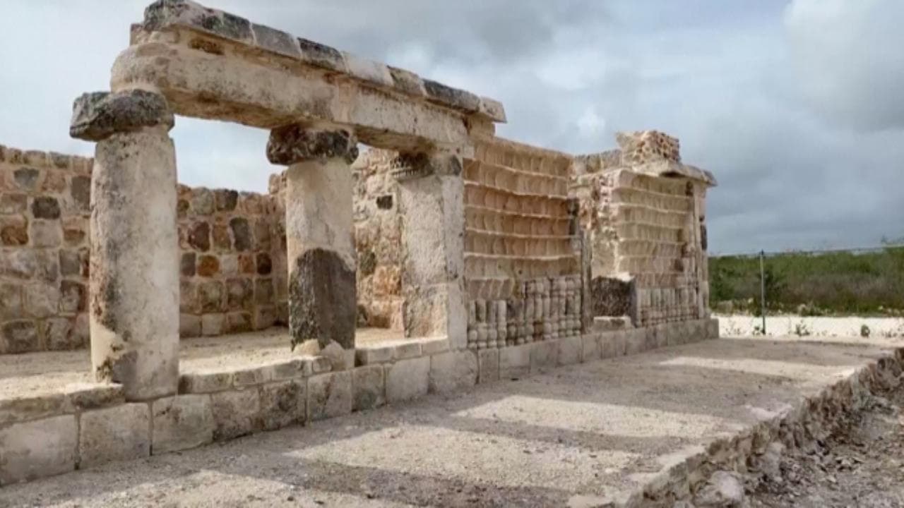 Messico, una città maya riaffiora in un cantiere. L'archeologo: "Era abitata da 4mila persone"