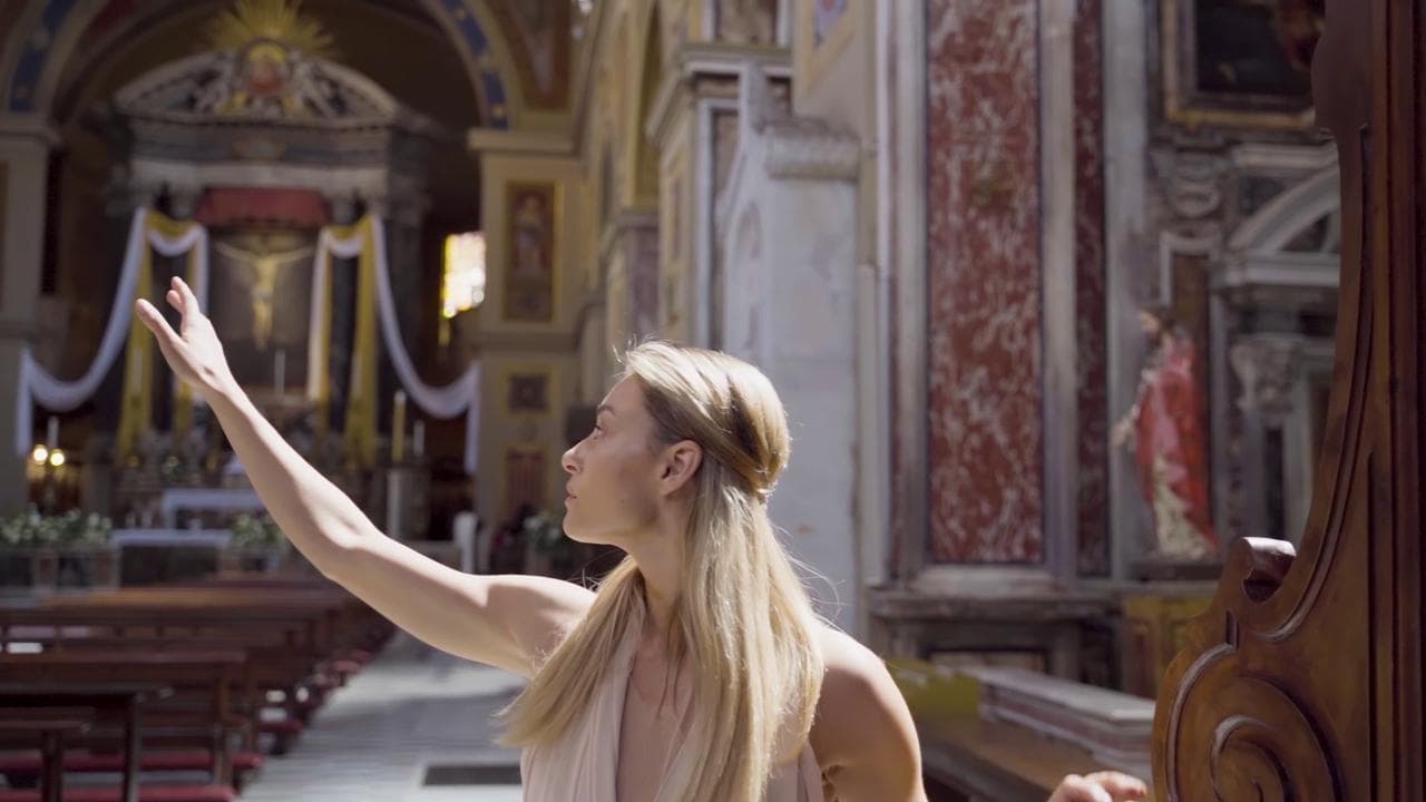 Roma, Monica Guerritore racconta la Basilica di San Lorenzo in Lucina