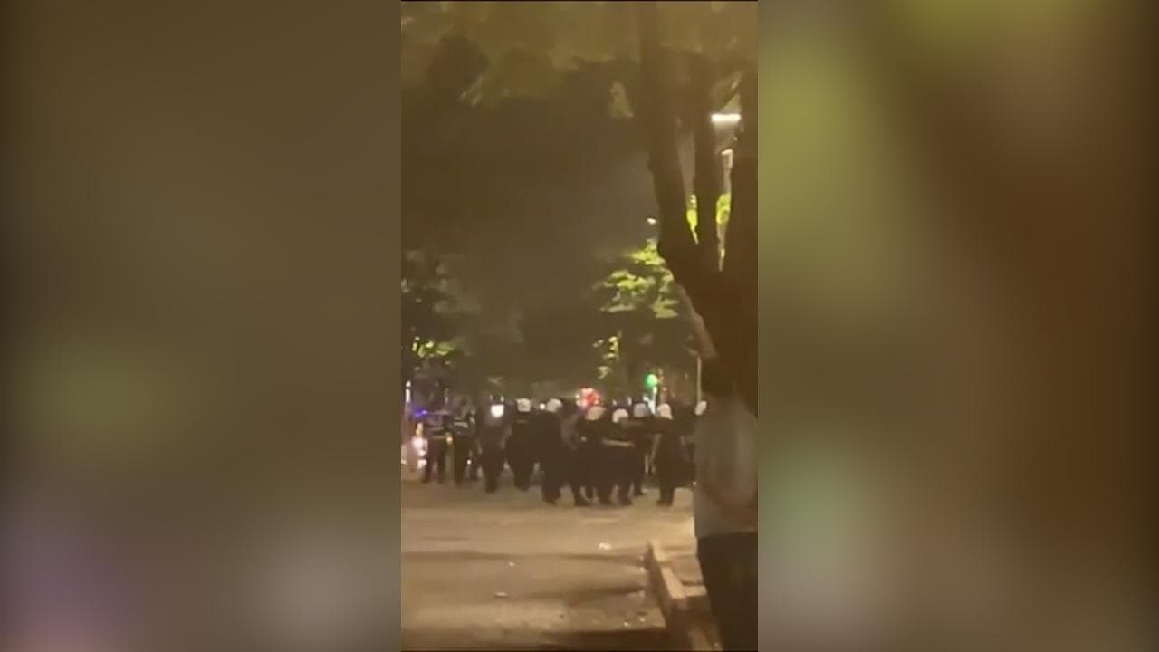 Roma-Feyenoord, scontri a Tirana tra ultras olandesi e polizia