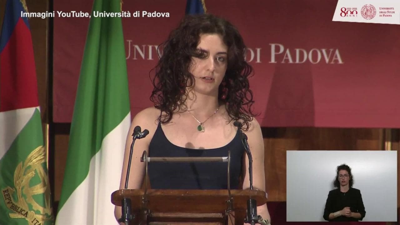 Padova, il discorso della studentessa davanti a Mattarella: "È libero un Paese che boccia il Ddl Zan?"