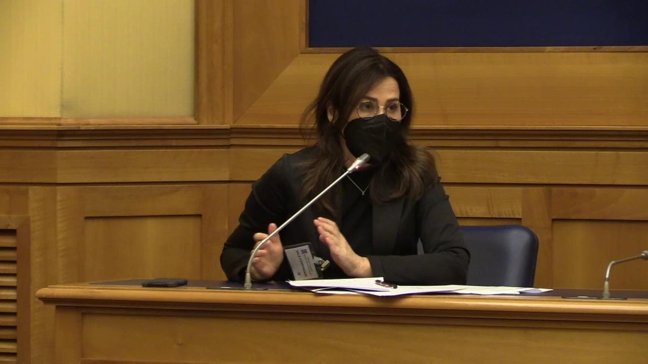 Associazione Coscioni: "Aborto ancora negato in Italia, in alcuni ospedali 100% di medici obiettori"