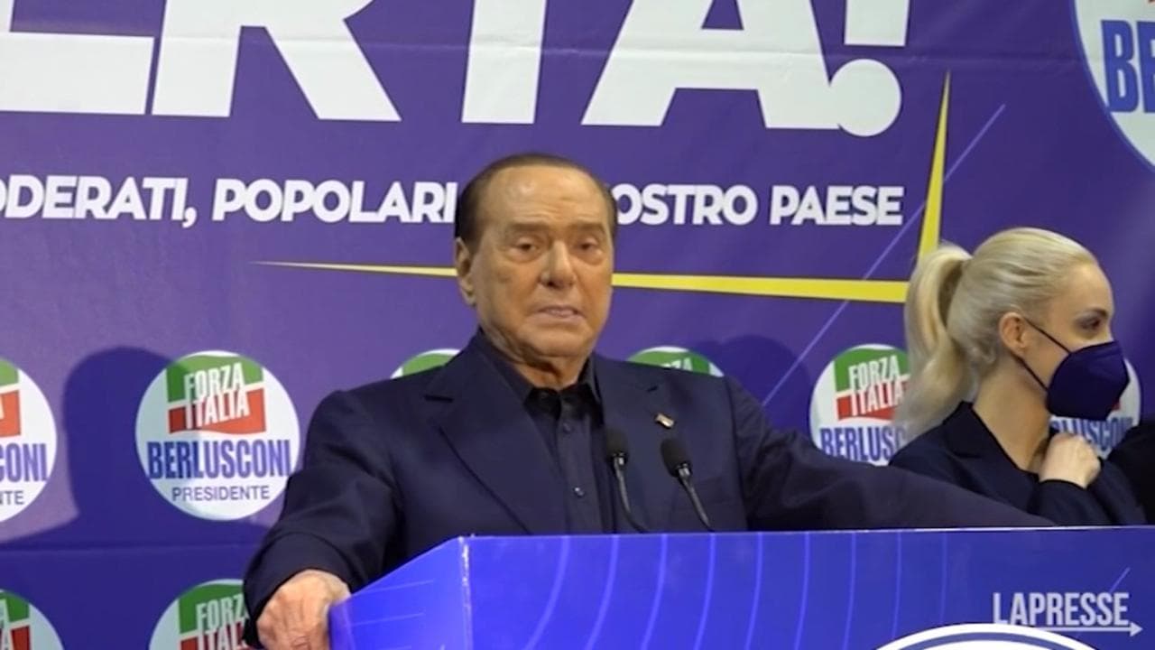 Ucraina, Berlusconi: "Anche Italia in guerra perché manda armi". Poi attacca Biden e la Nato