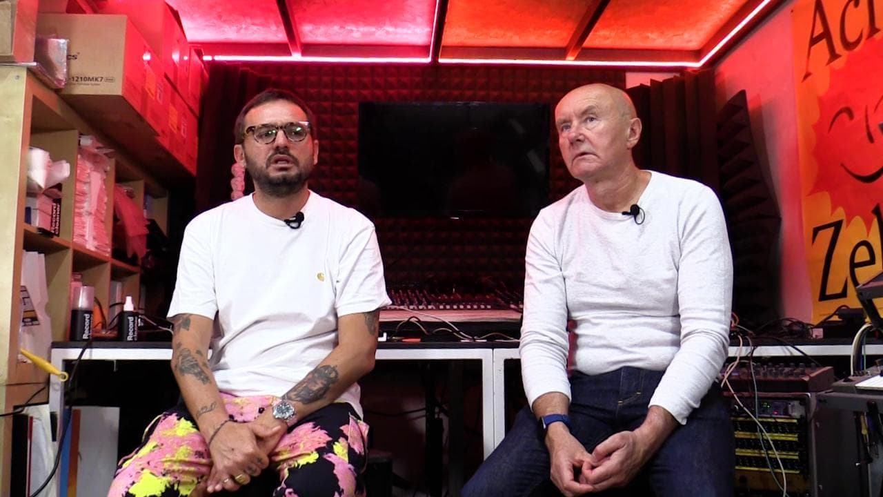 Libri, Augusto Penna presenta 'Fatti. Fummo': "Scritto con le dritte del mio amico Irvine Welsh"