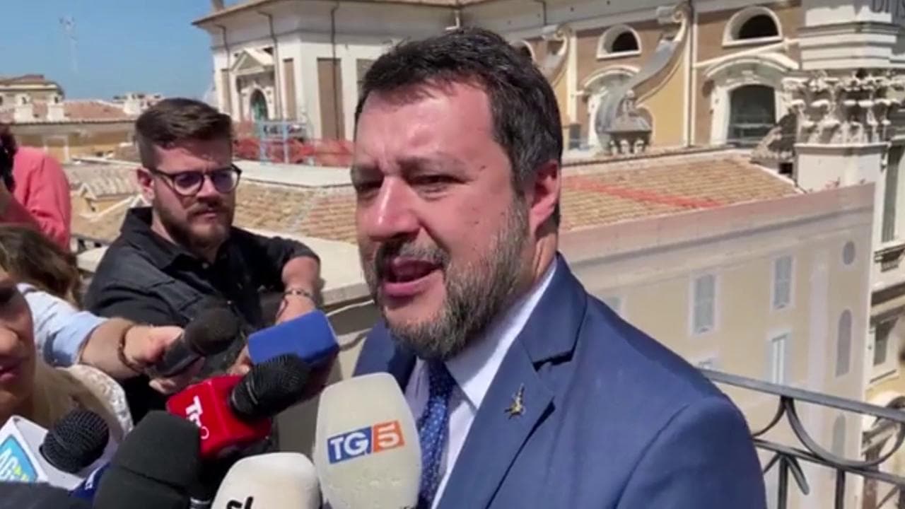 Ucraina, Salvini: "Non è questo il momento per l'adesione alla Nato di Finlandia e Svezia"