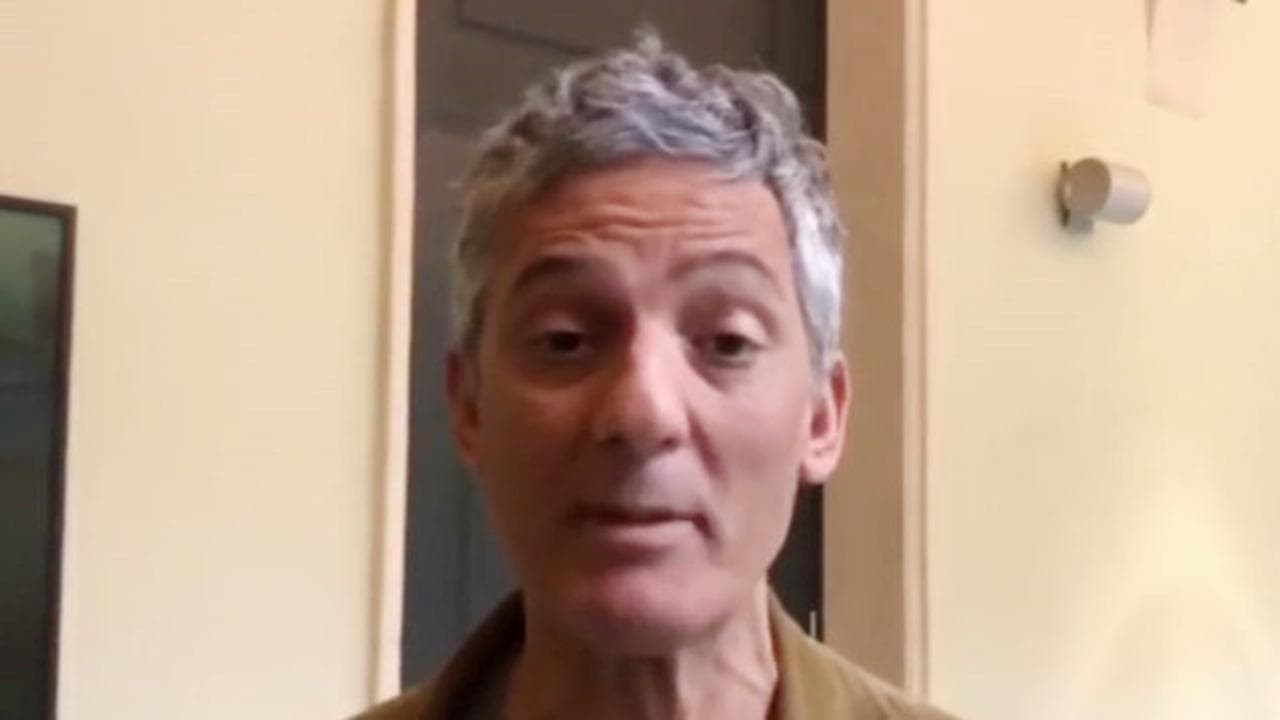 Eurovision, Fiorello contro gli haters: "Ormai il loro è un mestiere. Io sono uguale a un ruandese”