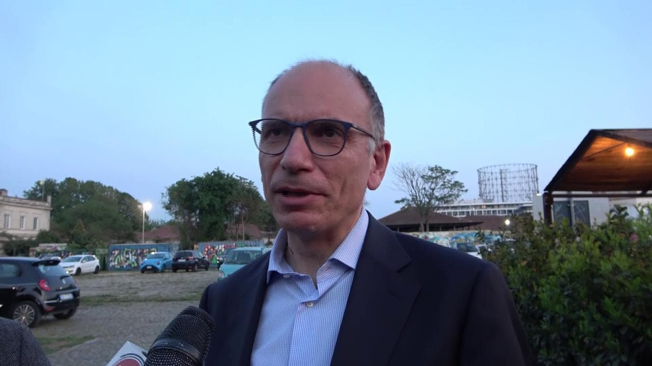 Ucraina, Letta: "Asse Lega-M5s sulle armi? Su questo tema naturale avere dubbi, ma decideremo insieme"