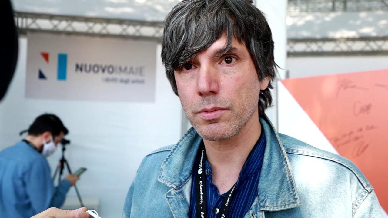 Concerto 1° maggio, Bugo a sorpresa sul palco come conduttore: "Non sanno in che mani si sono messi"