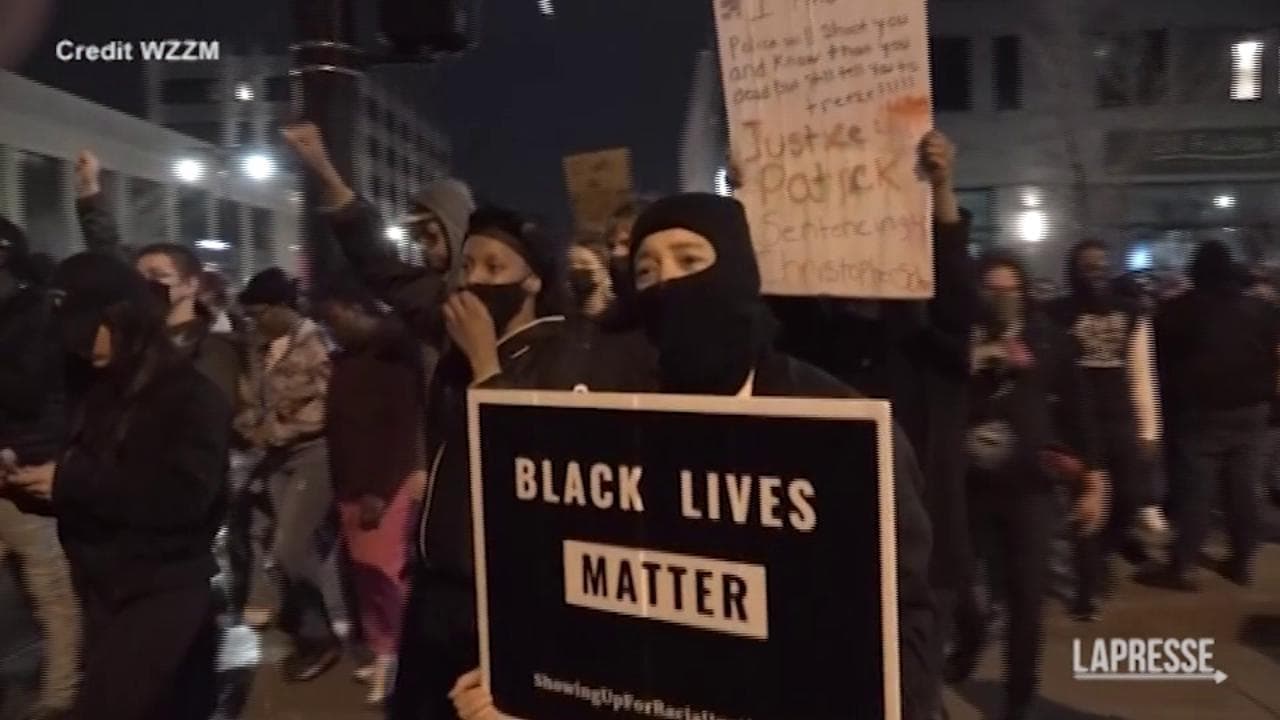 Usa, proteste in Michigan per l'uccisione del 26enne afroamericano Patrick Lyoya
