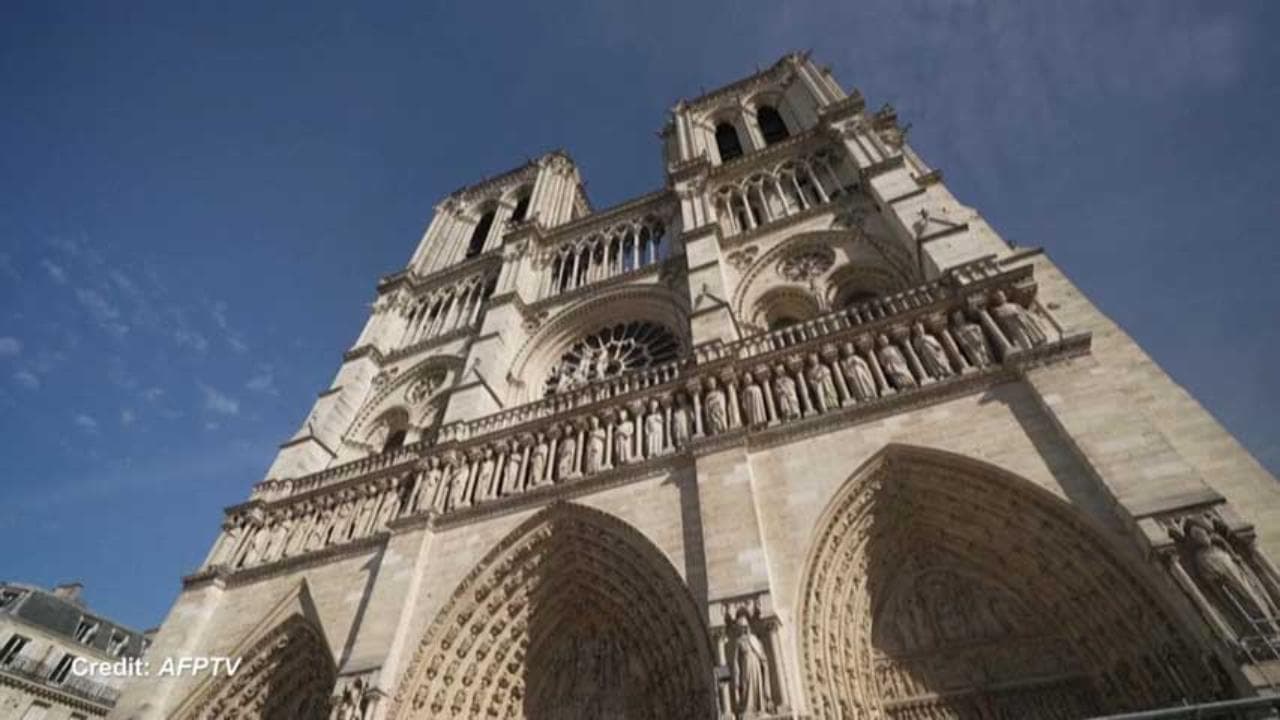 Parigi, la rinascita di Notre Dame a tre anni dall'incendio: il video dei lavori all’interno della cattedrale