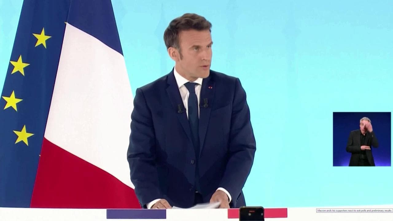 Presidenziali Francia, Macron: "Fermiamo l'ultradestra, è in gioco il futuro della Francia e dell'Europa"