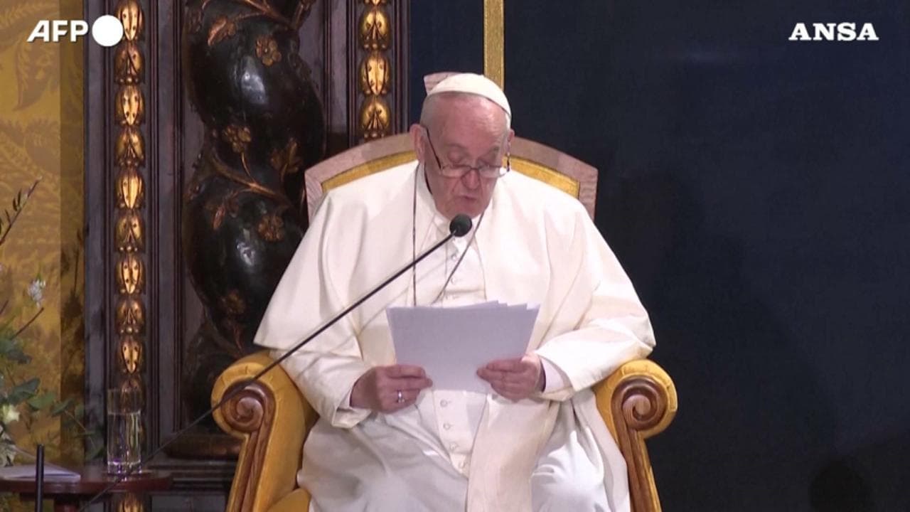 Papa Bergoglio: "Qualche potente con pretese anacronistiche provoca conflitti"