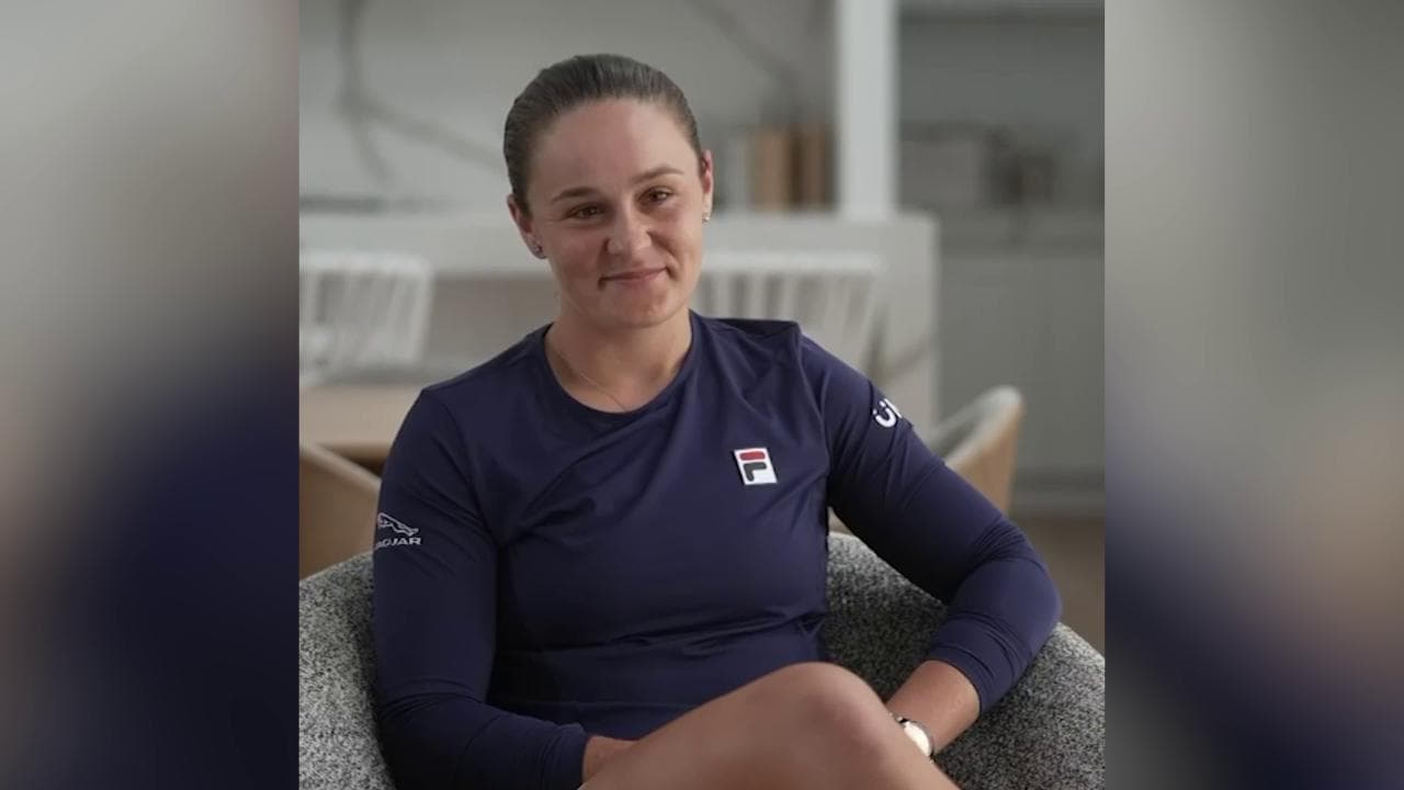 Tennis, l'annuncio a sorpresa della numero 1 del mondo Barty: "Mi ritiro per inseguire altri sogni"