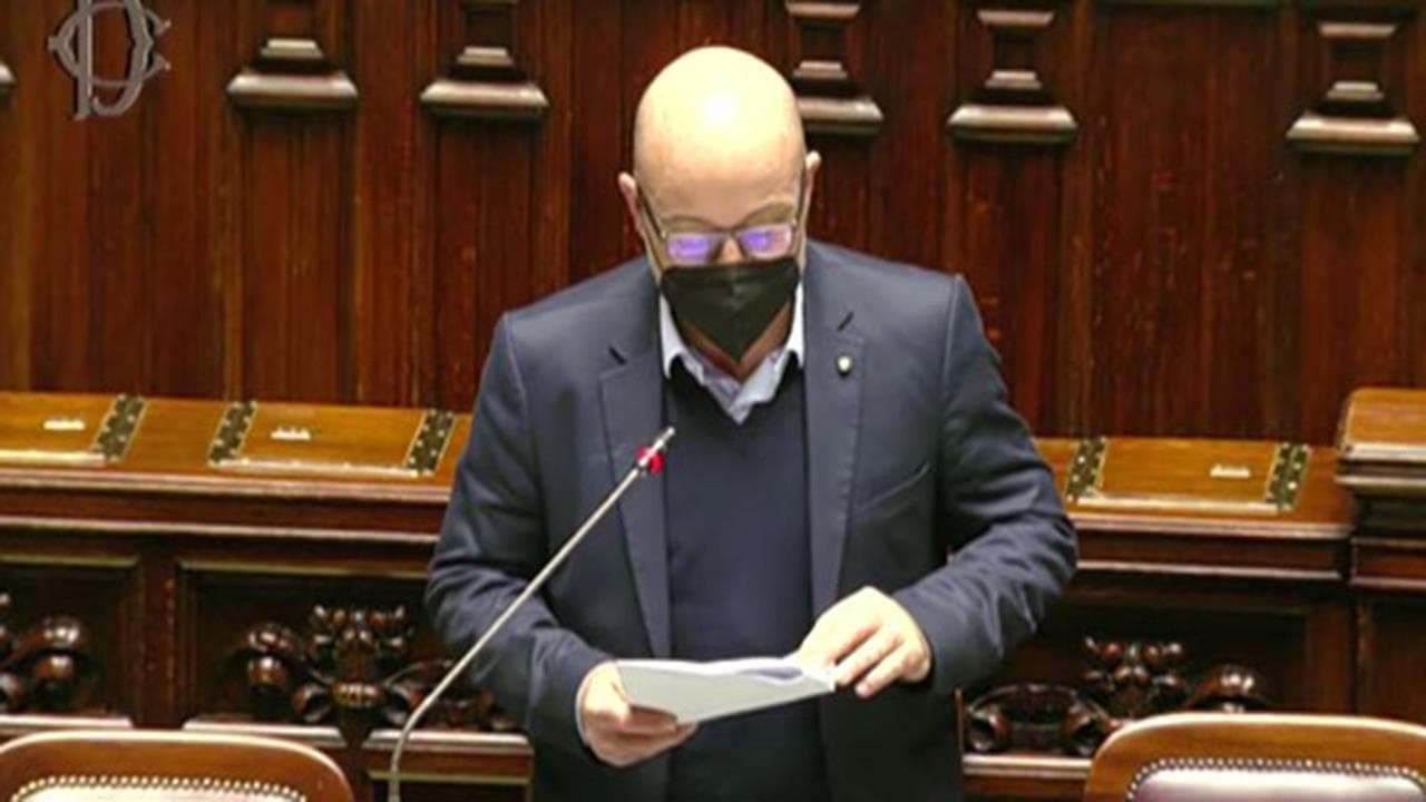 Guerra in Ucraina, Cingolani: "È possibile sostituire il gas russo in 3 anni"