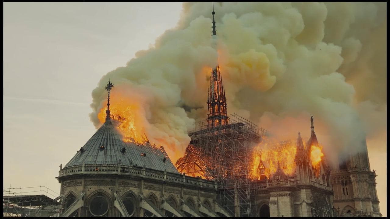 'Notre-Dame in fiamme' il film di Jean Jacques Annaud - trailer