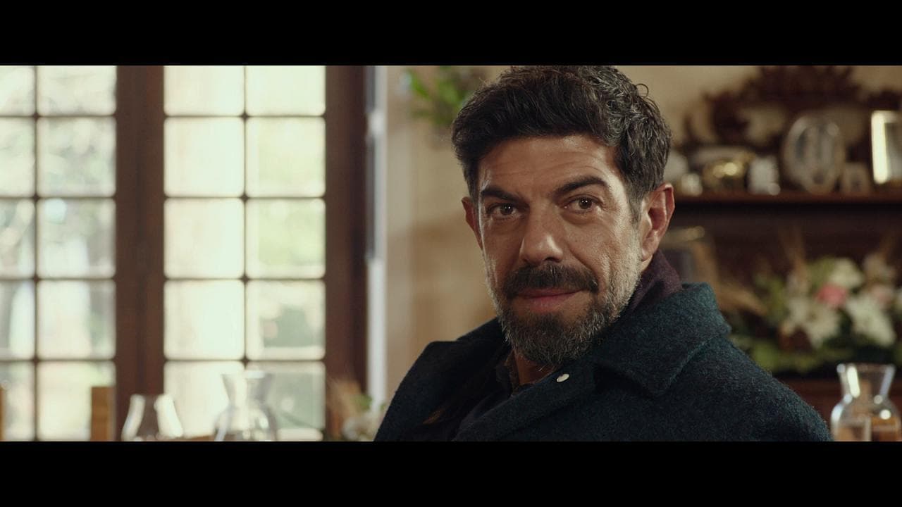 'Corro da te', Pierfrancesco Favino e Miriam Leone tra amore e disabilità. Il trailer