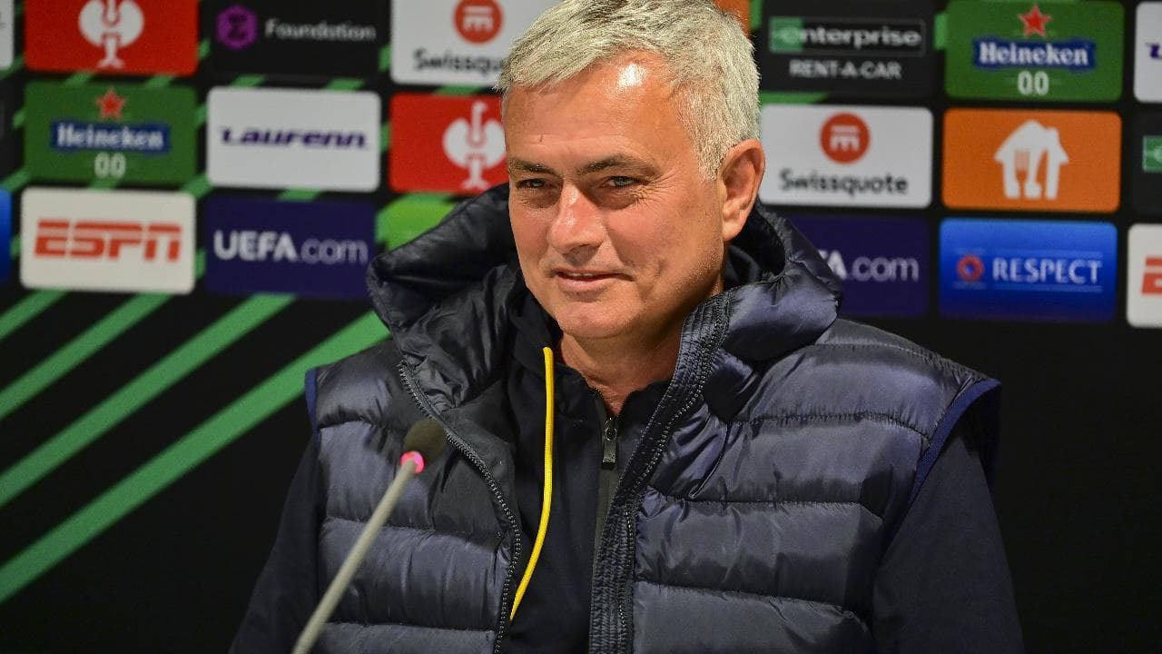 Conference League, Mourinho: Per la mia Roma temo il campo del Vitesse: è pessimo"